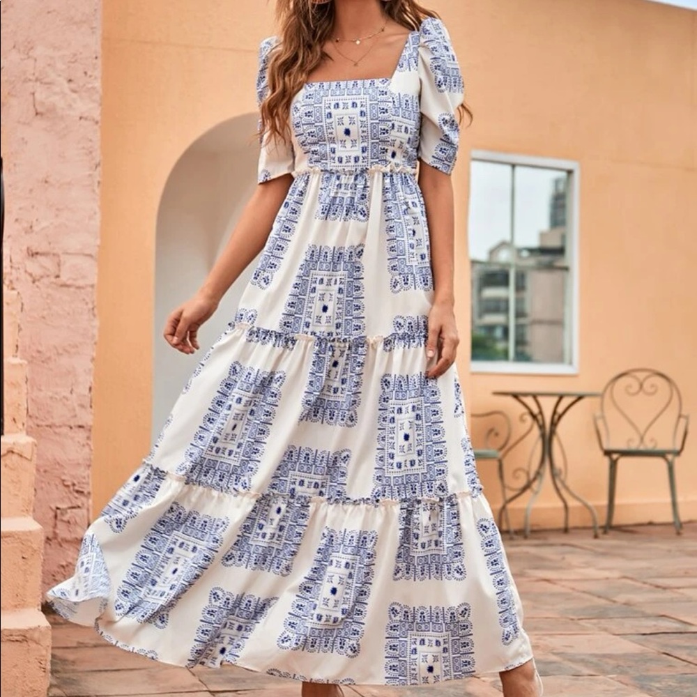 BRAND NEW Frill trim puff sleeve dress
